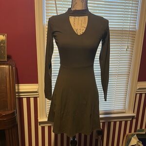 Elegant Olive Green Long Sleeve Dress